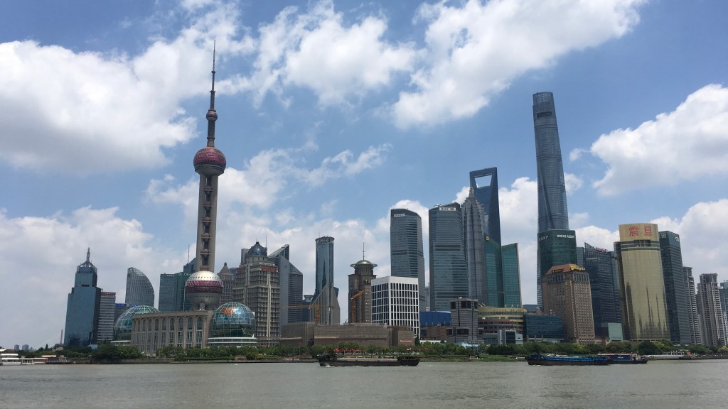 State Capitalism and the Waning Neoliberal Order: Economic Nationalism of the Trump Administration and Echoes of China’s Market&nbsp;Reforms